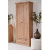 Armadio Timber 40A con 2 ante e 1 cassetto in rovere anticato con pomelli in metallo